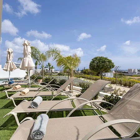 Libra Arte Sea-view
